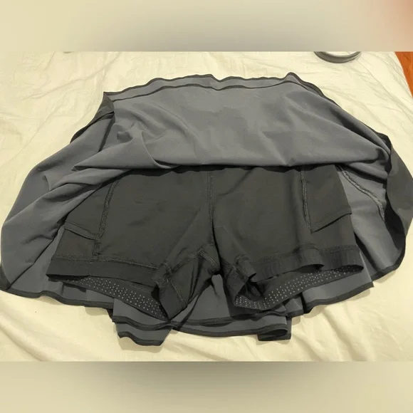 Lululemon Court Rival High Rise Skirt - Size 4 - Picture 6 of 7